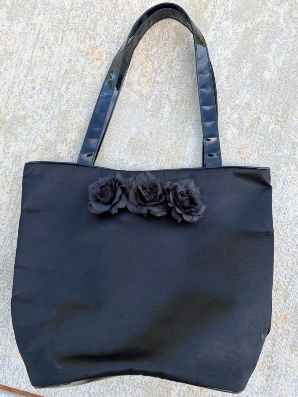 Valentino Rock’n Rose perfume bag